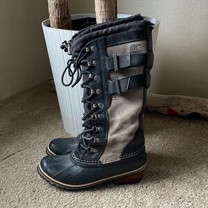 SOREL Conquest Carly ll Leather Winter Boots 6.5 Outdoor Waterproof Gorpcore